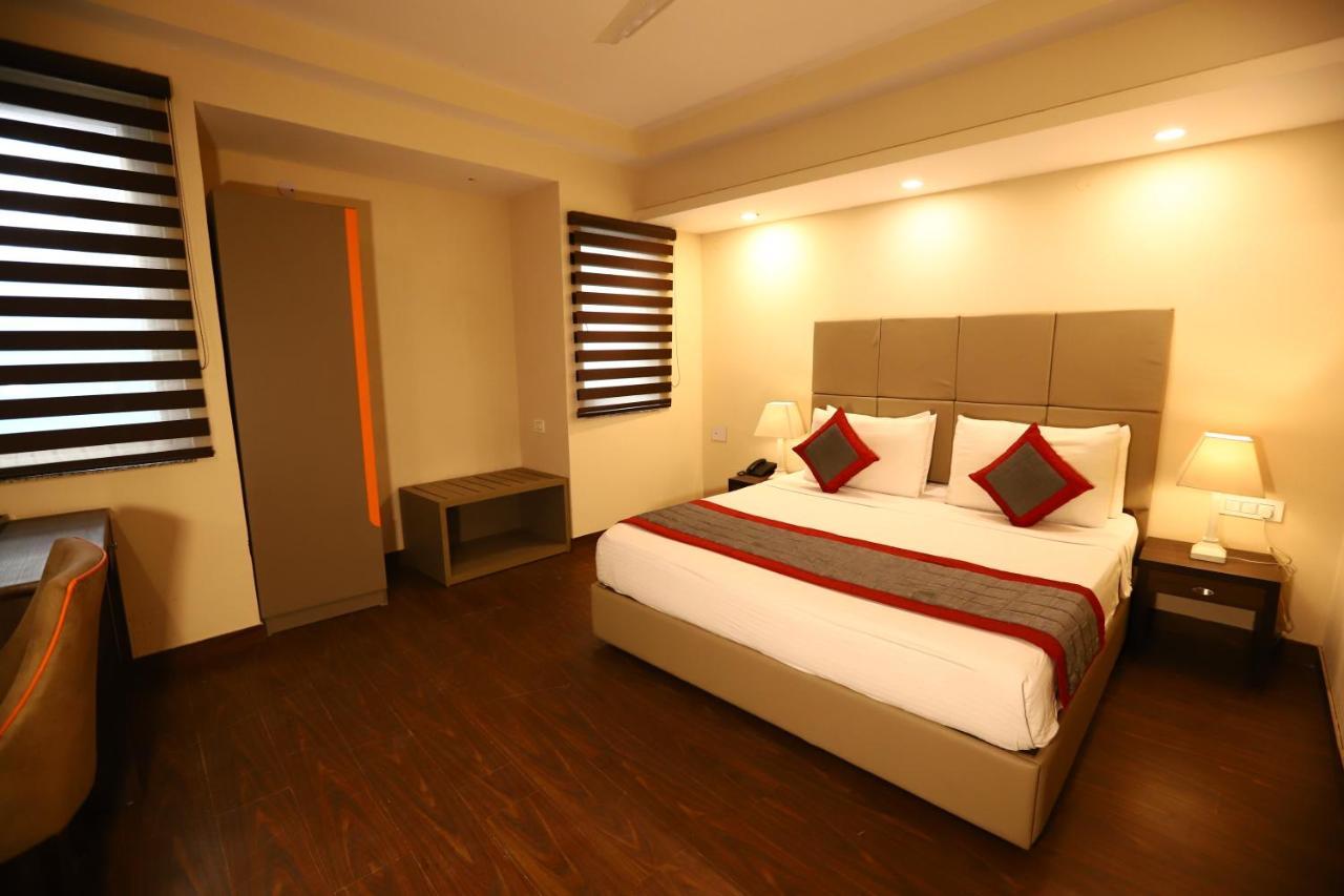 Hotel Azulo Inn Bhikaji Cama Place Delhi - Couple Friendly Local Ids Accepted Yeni Delhi Dış mekan fotoğraf