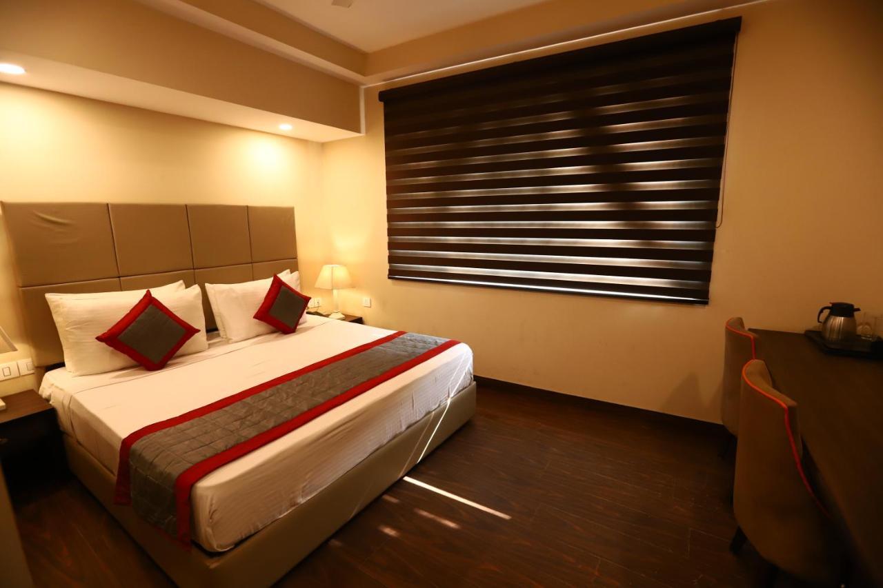 Hotel Azulo Inn Bhikaji Cama Place Delhi - Couple Friendly Local Ids Accepted Yeni Delhi Dış mekan fotoğraf